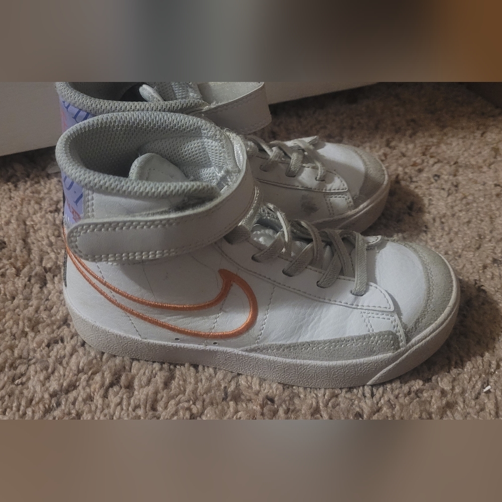 Kids shoes